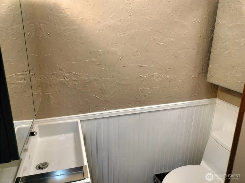 Property photo for 21926 Vashon Highway Sw, Vashon photo 12