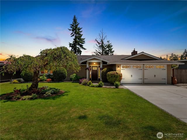 Property photo for 17111 Ne 5th Street, Bellevue photo 3