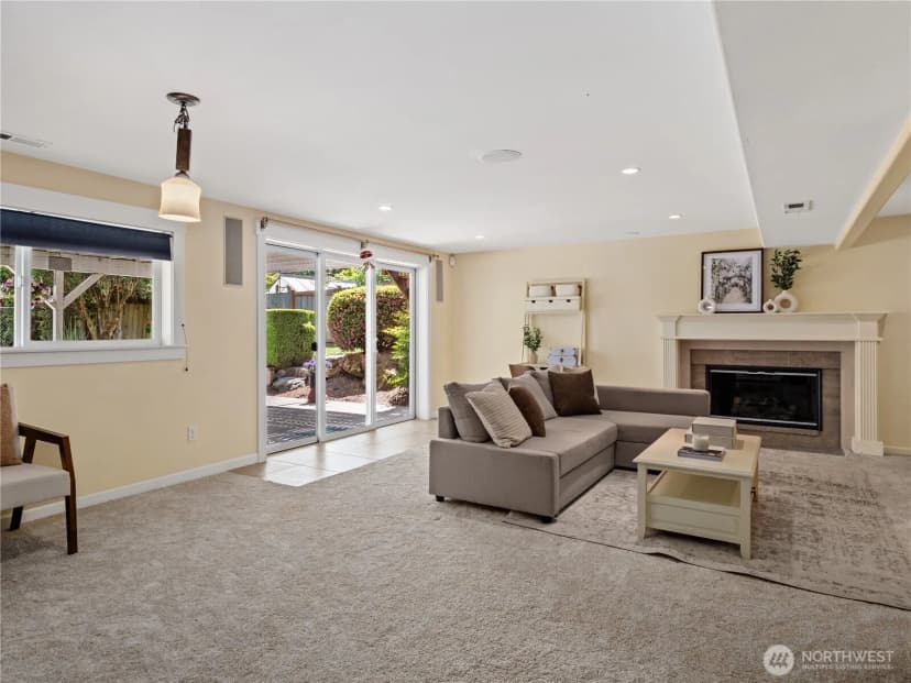 Property photo for 17111 Ne 5th Street, Bellevue photo 23