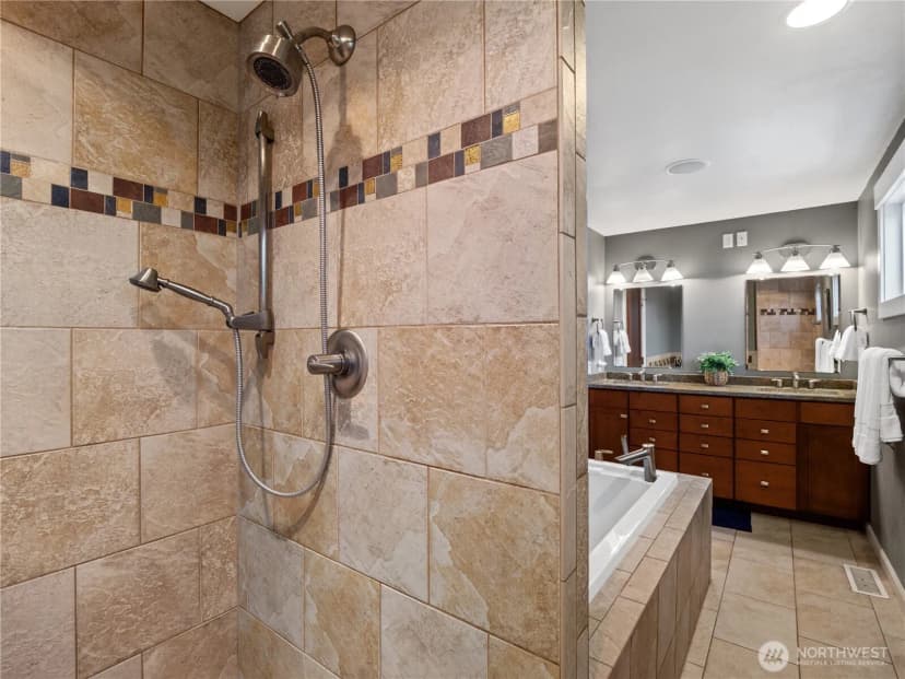 Property photo for 17111 Ne 5th Street, Bellevue photo 18