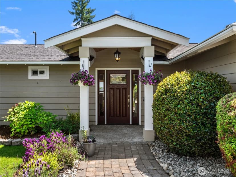 Property photo for 17111 Ne 5th Street, Bellevue photo 2