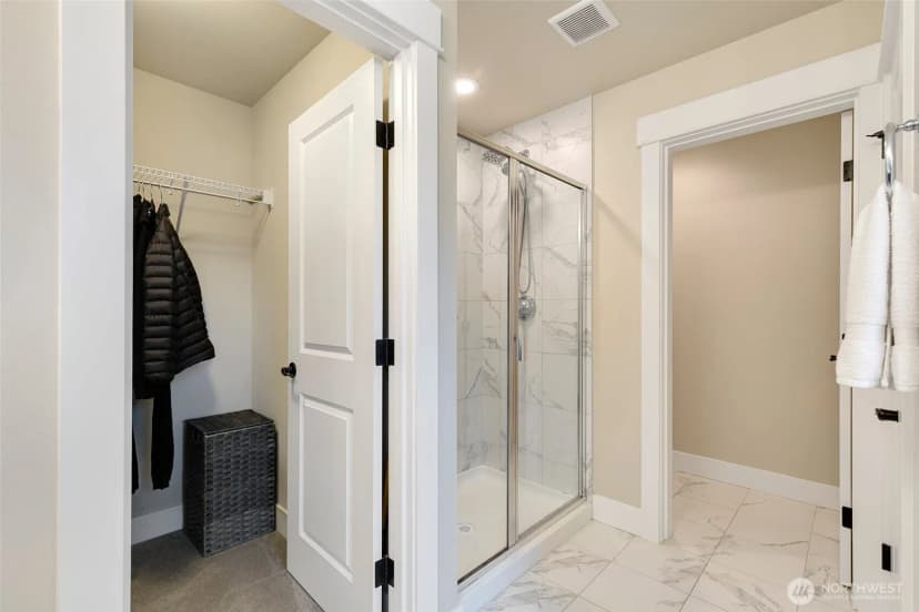 Property photo for 4612 186th Place Se #a, Bothell photo 18