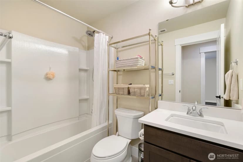 Property photo for 4612 186th Place Se #a, Bothell photo 20