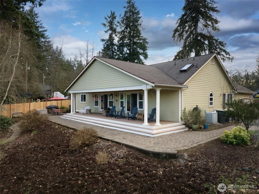 Property photo for 7308 Fair Oaks Road Se, Olympia photo 3