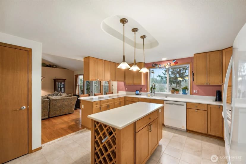 Property photo for 7308 Fair Oaks Road Se, Olympia photo 5