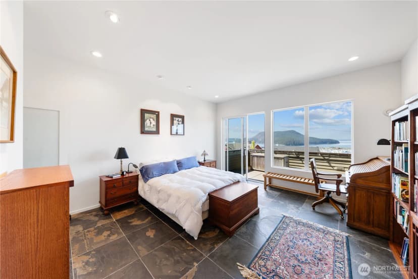 Property photo for 1808 Highland Dr, Anacortes photo 17