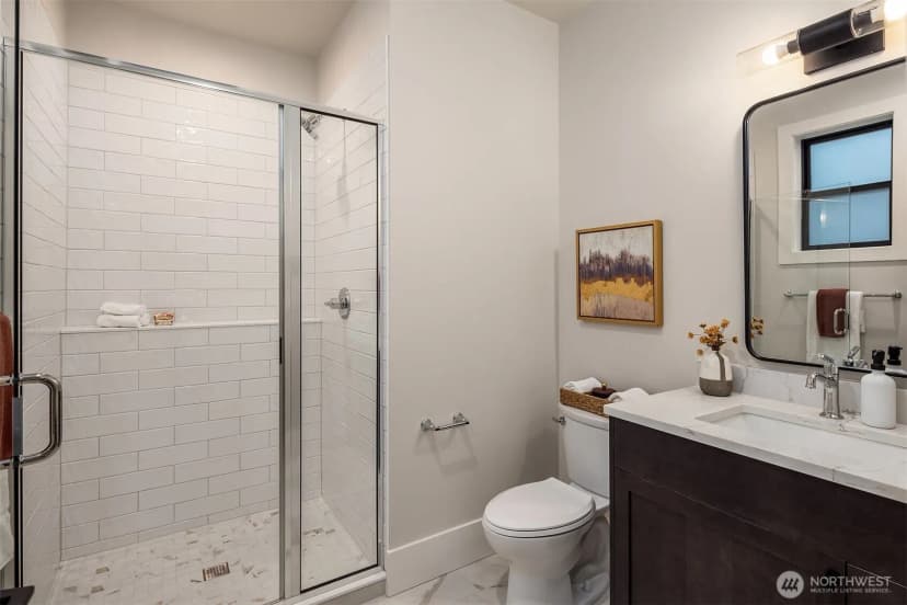 Property photo for 3229 Ne 94th Street, Seattle photo 34