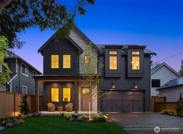 Property photo for 3229 Ne 94th Street , Seattle, Wa 98115