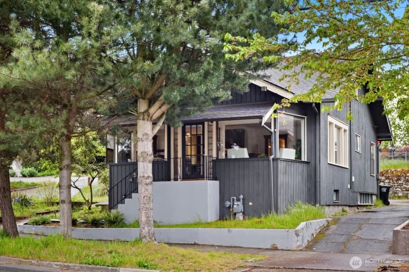 Property photo for 4522 3rd Avenue Nw, Seattle photo 30