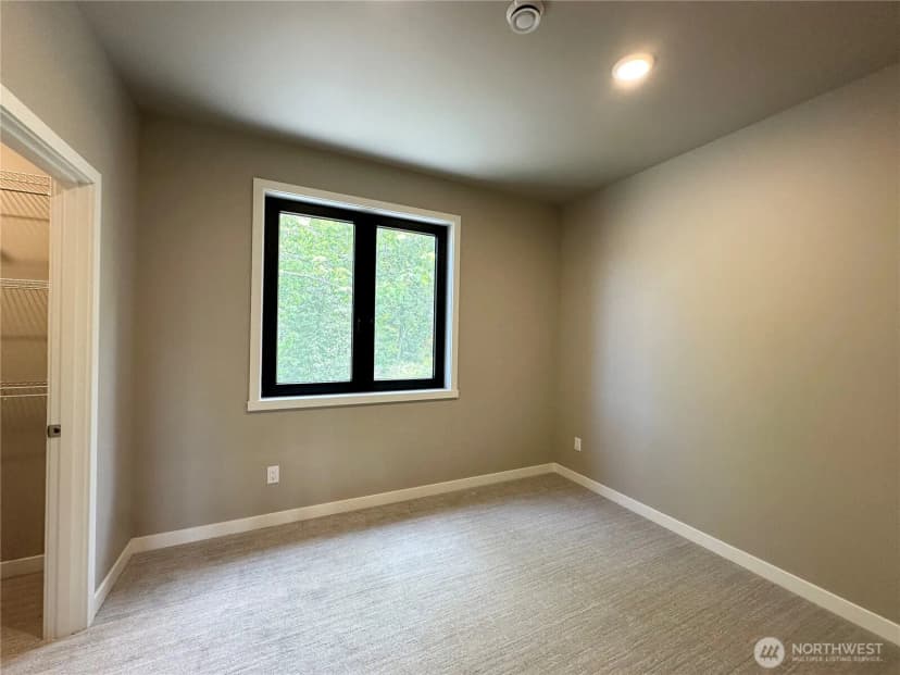 Property photo for 575 Creston Court, Bellingham photo 28