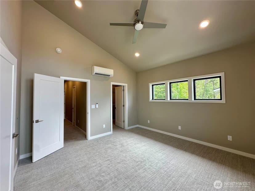 Property photo for 575 Creston Court, Bellingham photo 23