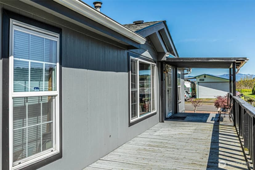 Property photo for 14318 Greenbelt Drive East, Bonney Lake photo 25