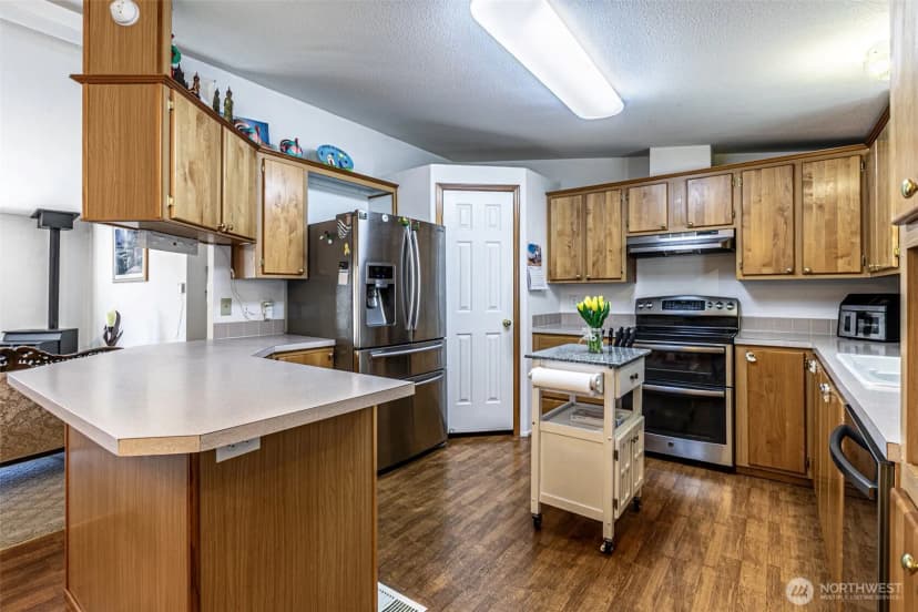 Property photo for 14318 Greenbelt Drive East, Bonney Lake photo 8