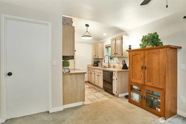 Property photo for 10822 Se 260th Street #2 B1, Kent photo 4