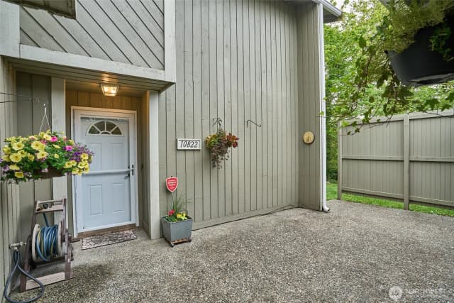 Property photo for 10822 Se 260th Street #2 B1, Kent photo 2