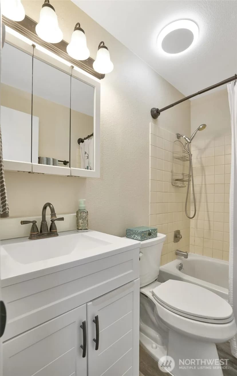 Property photo for 10822 Se 260th Street #2 B1, Kent photo 14