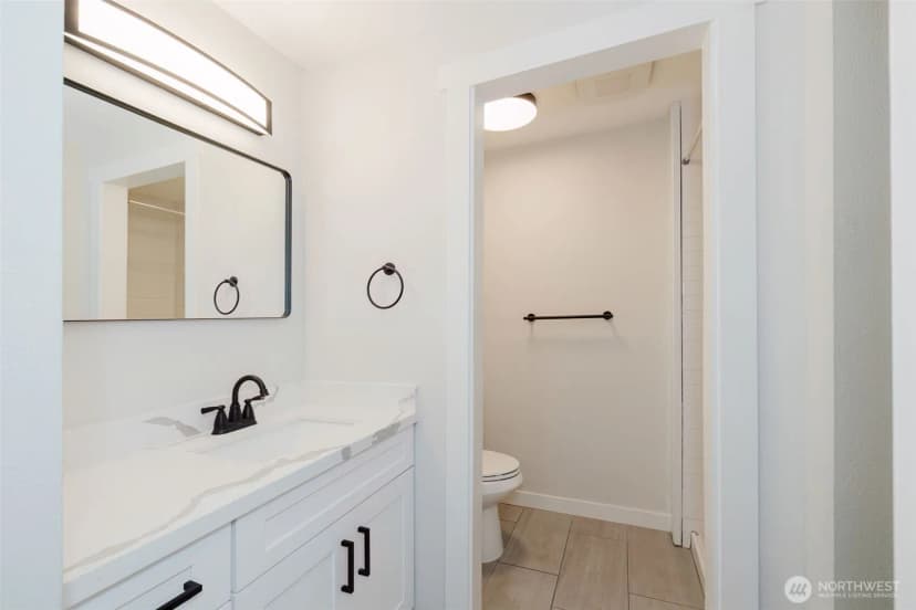 Property photo for 5450 Ne Laura Loop, Poulsbo photo 18