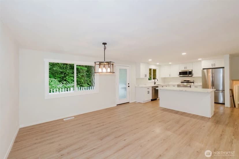 Property photo for 5450 Ne Laura Loop, Poulsbo photo 8