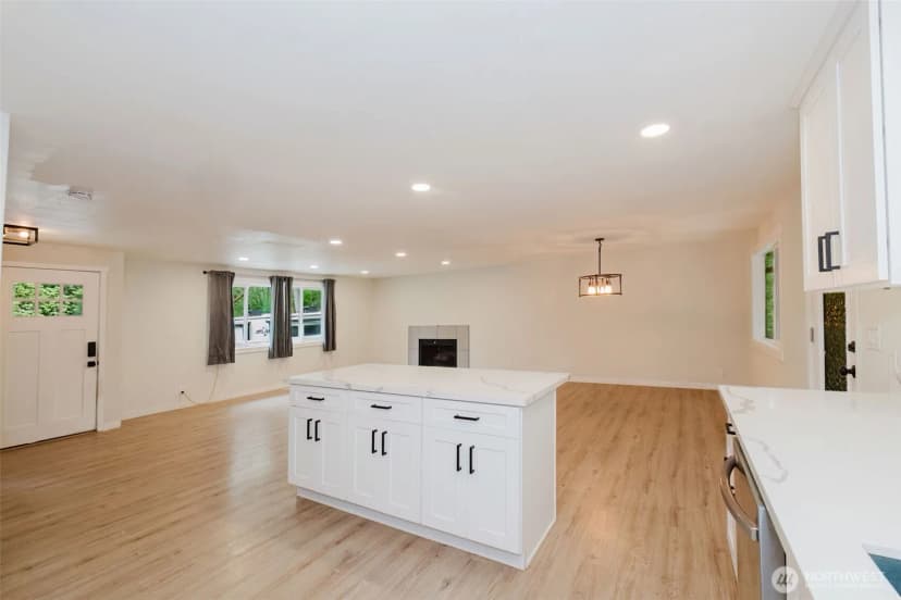 Property photo for 5450 Ne Laura Loop, Poulsbo photo 7