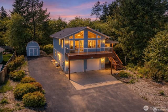 Property photo for 659 Chinook Avenue Se, Ocean Shores
