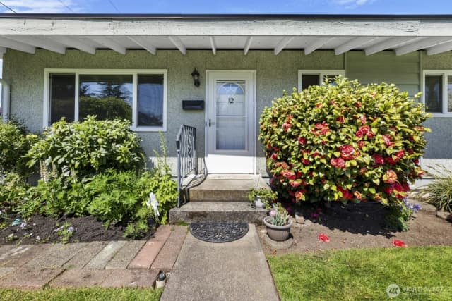 Property photo for 1100 7th Avenue Se #12, Puyallup photo 4