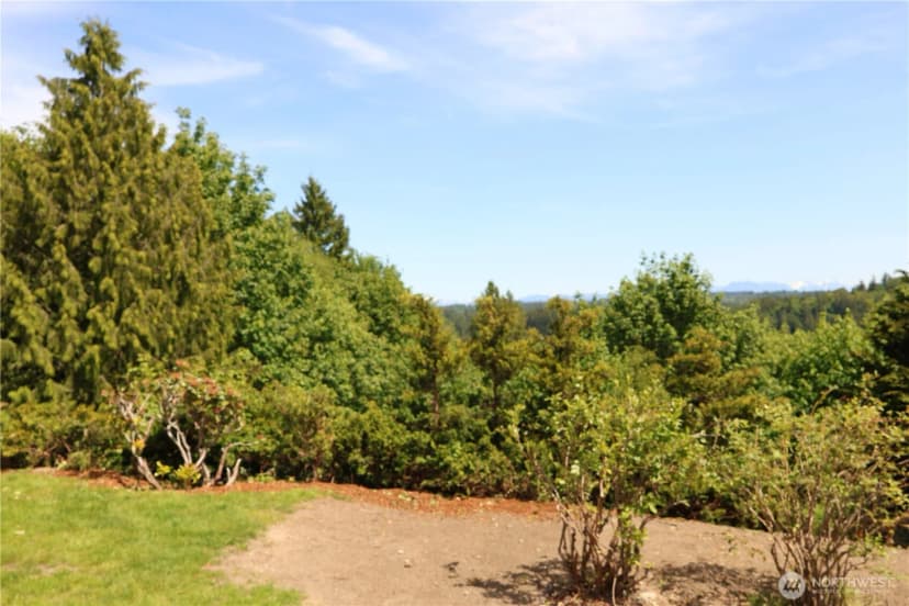 Property photo for 2005 Stone Ridge Drive, Snohomish photo 15