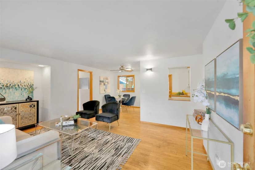 Property photo for 23416 38th Place W, Brier photo 3