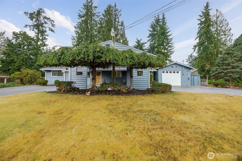 Property photo for 23416 38th Place W, Brier photo 24