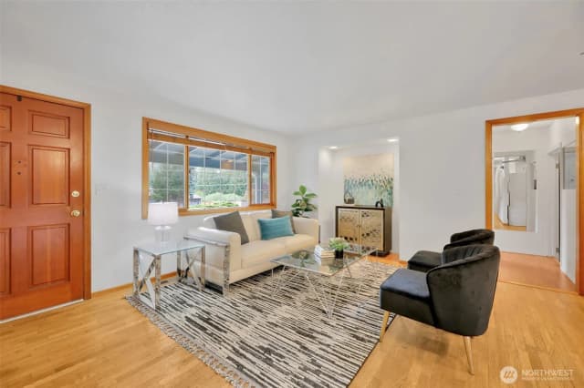 Property photo for 23416 38th Place W, Brier photo 4