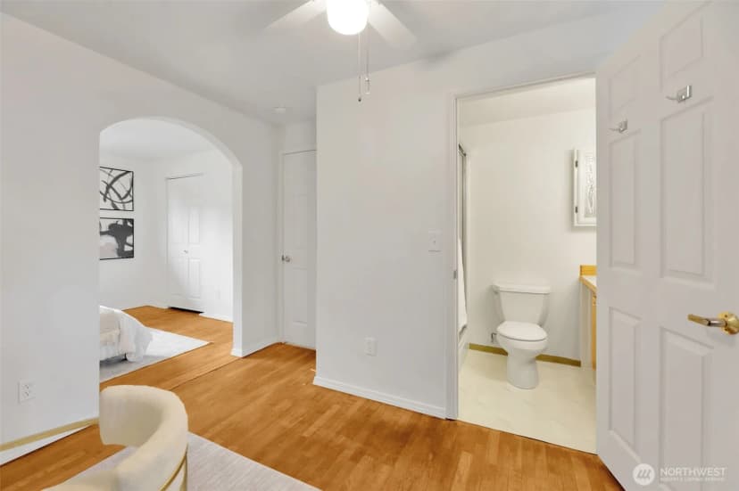 Property photo for 23416 38th Place W, Brier photo 15