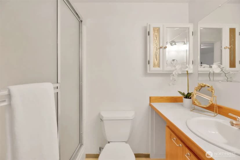 Property photo for 23416 38th Place W, Brier photo 16