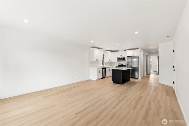 Property photo for 99 Skyline Drive, Elma photo 3