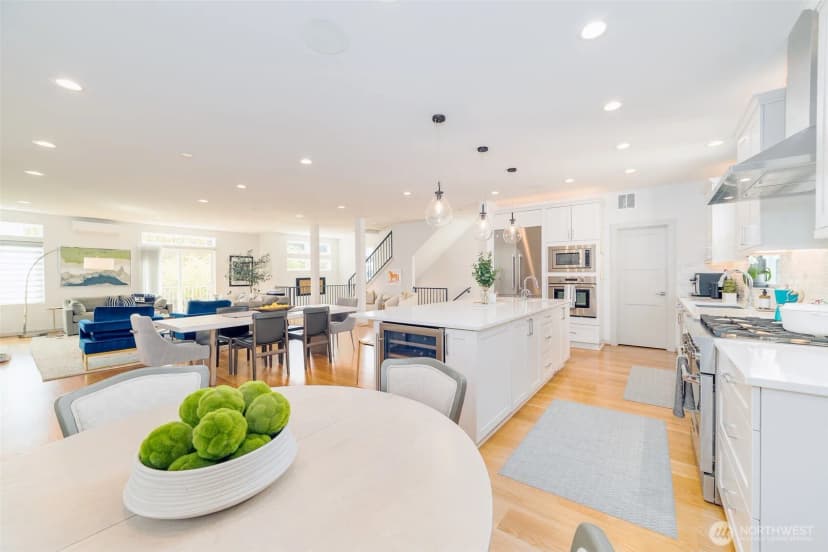 Property photo for 3042 Nw 64th Street, Seattle photo 3