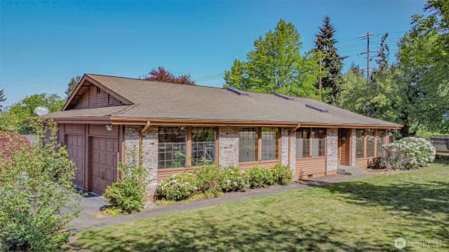 Property photo for 4310 Brookdale Road E, Tacoma photo 2