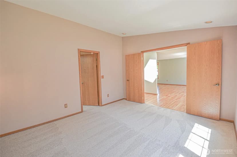 Property photo for 4310 Brookdale Road E, Tacoma photo 11