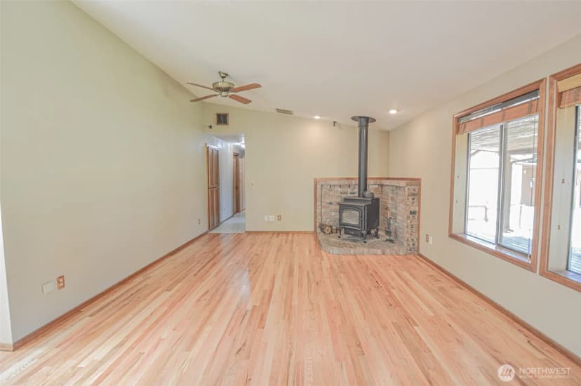 Property photo for 4310 Brookdale Road E, Tacoma photo 16