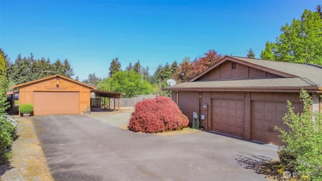 Property photo for 4310 Brookdale Road E, Tacoma photo 3