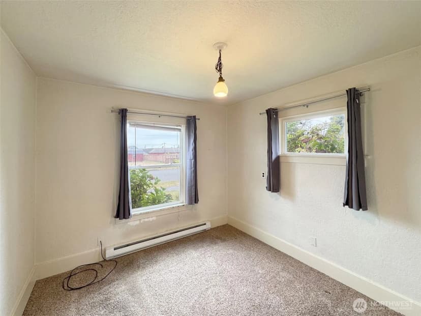 Property photo for 702 E 2nd Street, Port Angeles photo 12