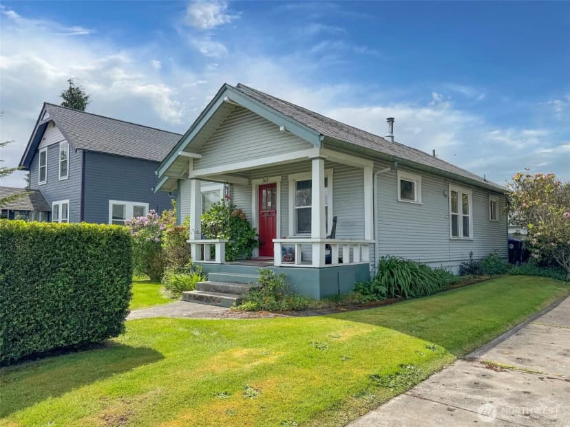 Property photo for 702 E 2nd Street, Port Angeles