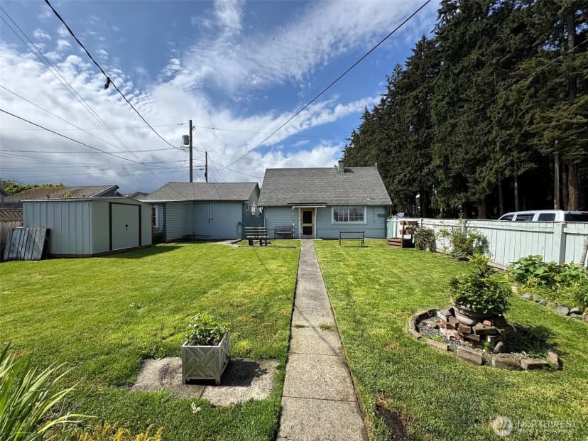 Property photo for 702 E 2nd Street, Port Angeles photo 22