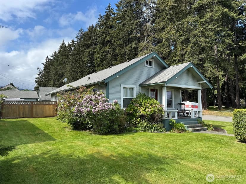 Property photo for 702 E 2nd Street, Port Angeles photo 39