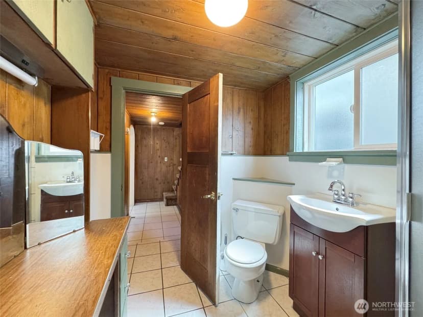 Property photo for 702 E 2nd Street, Port Angeles photo 32