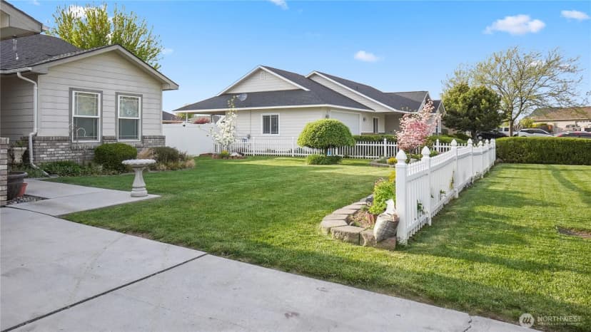 Property photo for 620 S 20th Avenue, Othello photo 3