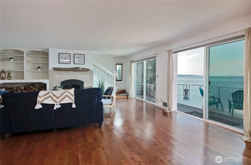 Property photo for 2109 Eastpoint Drive, Langley photo 11