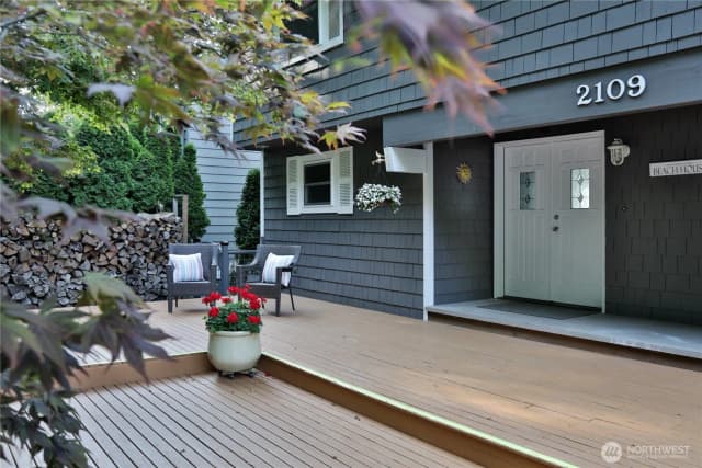 Property photo for 2109 Eastpoint Drive, Langley photo 2