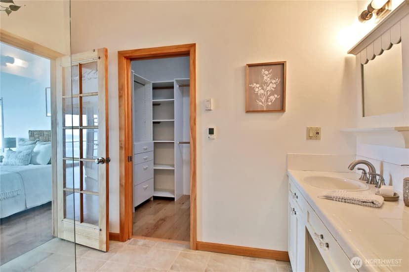 Property photo for 2109 Eastpoint Drive, Langley photo 23