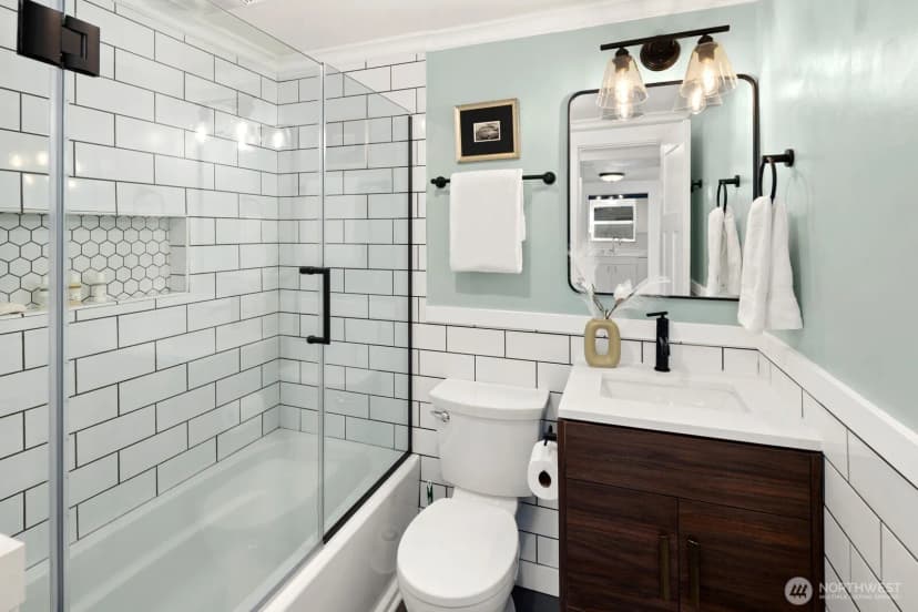 Property photo for 8307 27th Avenue Nw, Seattle photo 15