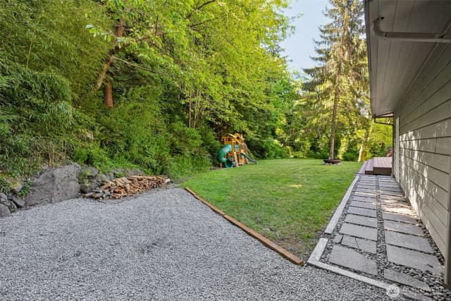 Property photo for 20809 Marine View Drive Sw, Normandy Park photo 4