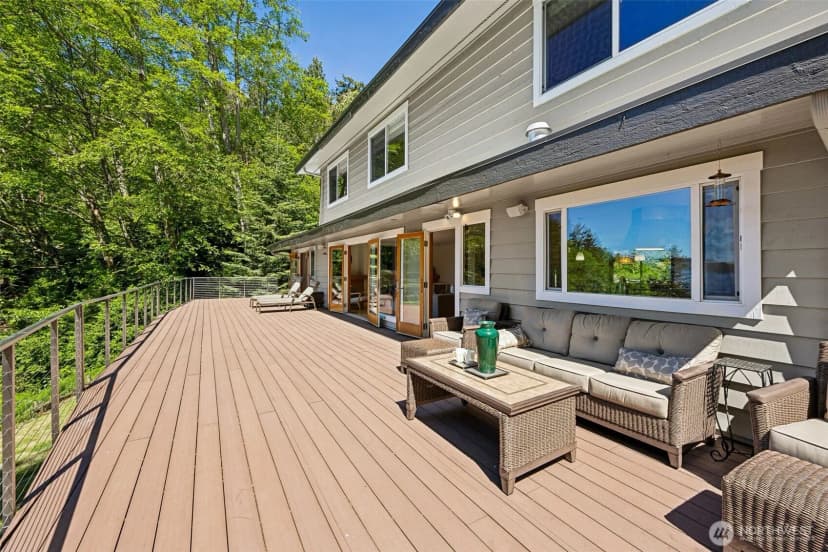 Property photo for 20809 Marine View Drive Sw, Normandy Park