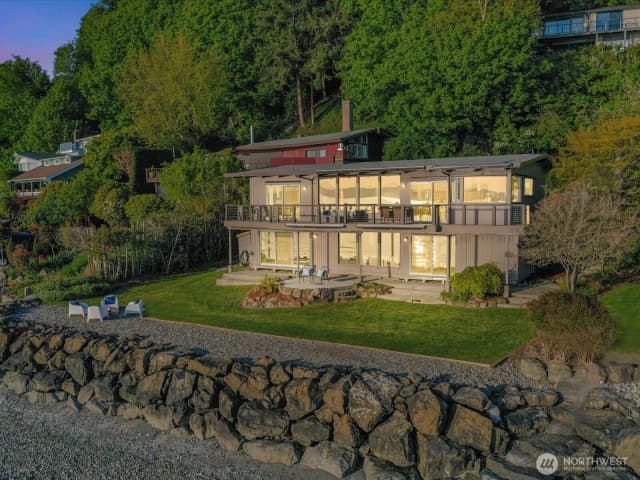 Property photo for 2690 Sw 151st Place, Burien photo 2